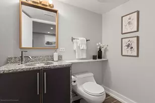 1625 W Ainslie St, Chicago, IL 60640 - Photo 8