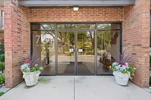 701 Lake Hinsdale Dr, Willowbrook, IL 60527 - Photo 1