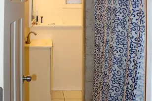 409 E Cherry Hill, Addison, IL 60101 - Photo 22