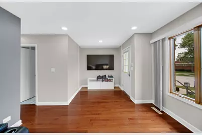 3501 Sarah Street, Franklin Park, IL 60131 - Photo 4