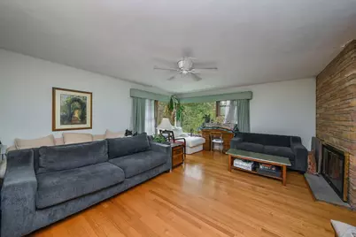 324 W Elm Street, Wheaton, IL 60189 - Photo 8