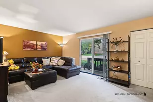 271 12th St, Wheeling, IL 60090 - Photo 2