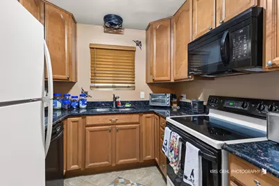 271 12th Street #B, Wheeling, IL 60090 - Photo 6