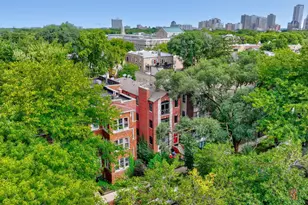 1514 W Victoria St, Chicago, IL 60660 - Photo 24