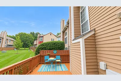 504 Ascot Lane, Streamwood, IL 60107 - Photo 4