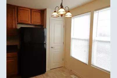 131 Bristol Lane #4, Wood Dale, IL 60191 - Photo 6