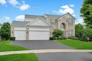 321 Parker Pl, Oswego, IL 60543 - Photo 1