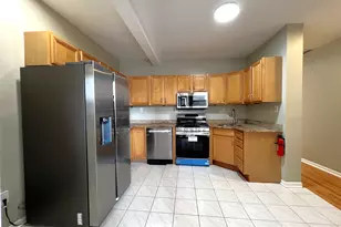 7433 N Hoyne Ave, Chicago, IL 60645 - Photo 6