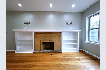 7433 N Hoyne Avenue #2, Chicago, IL 60645 - Photo 2