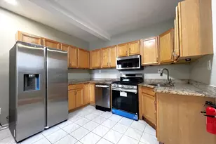 7433 N Hoyne Ave, Chicago, IL 60645 - Photo 4