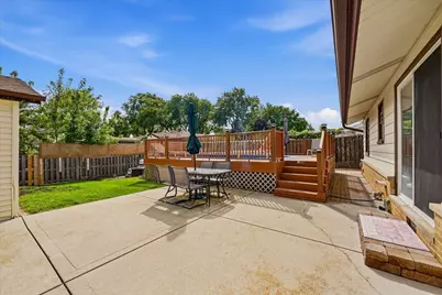 1097 Cypress Lane, Elk Grove Village, IL 60007 - Photo 22