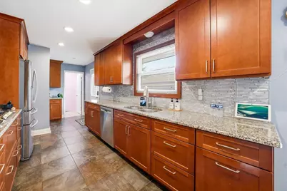 1097 Cypress Lane, Elk Grove Village, IL 60007 - Photo 10