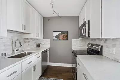 345 N Lasalle Drive #3302, Chicago, IL 60654 - Photo 6