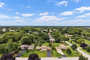 1428 Roslyn Rd, Schaumburg, IL 60193 - Photo 52