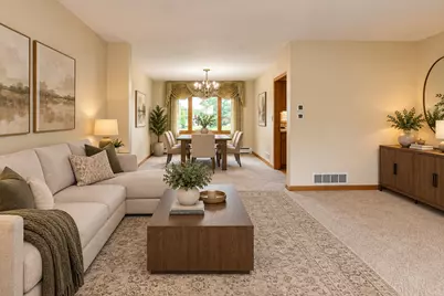 1428 Roslyn Road, Schaumburg, IL 60193 - Photo 16