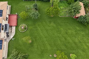 1428 Roslyn Rd, Schaumburg, IL 60193 - Photo 2