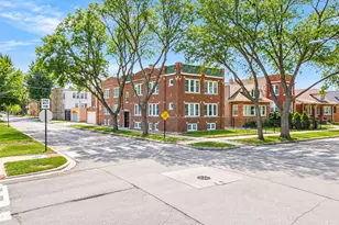2952 N Lavergne Ave, Chicago, IL 60641 - Photo 10