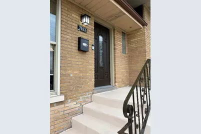 7923 Central Avenue, Burbank, IL 60459 - Photo 6