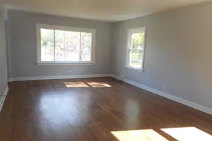 431 W Elm St, Villa Park, IL 60181 - Photo 2