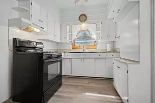 312 E South St, Clifton, IL 61727 - Photo 12