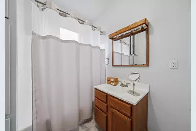 483 Barrett Street, Elgin, IL 60120 - Photo 8
