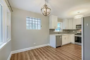 8208 Ridgeway Ave, Skokie, IL 60076 - Photo 6