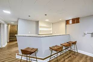 8208 Ridgeway Ave, Skokie, IL 60076 - Photo 18