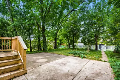 8208 Ridgeway Avenue, Skokie, IL 60076 - Photo 22