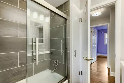 8208 Ridgeway Avenue, Skokie, IL 60076 - Photo 12