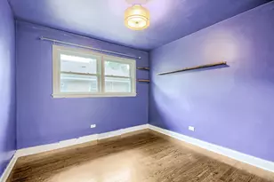 8208 Ridgeway Ave, Skokie, IL 60076 - Photo 14