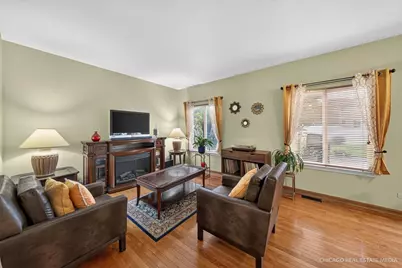 625 David Street, Lake in the Hills, IL 60156 - Photo 8