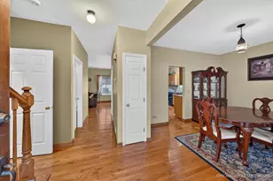 625 David St, Lake in the Hills, IL 60156 - Photo 2