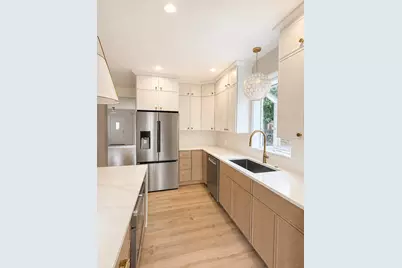 3914 N Mozart Street, Chicago, IL 60618 - Photo 12