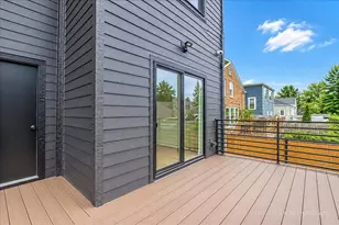 4848 W Eddy St, Chicago, IL 60641 - Photo 26