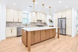 4848 W Eddy St, Chicago, IL 60641 - Photo 8