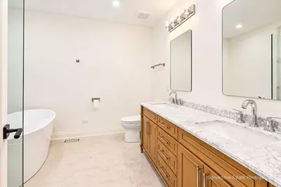 4848 W Eddy Street, Chicago, IL 60641 - Photo 12