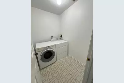 1214 Orleans Drive #1214, Mundelein, IL 60060 - Photo 10