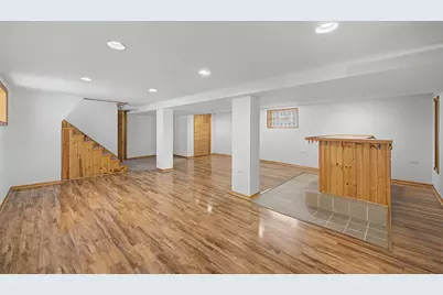 11011 S Avenue L, Chicago, IL 60617 - Photo 18