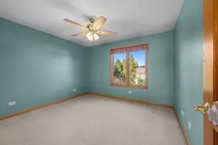 1039 Wellington Ct, Sycamore, IL 60178 - Photo 26