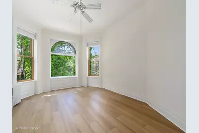 230 W Saint Paul Avenue, Chicago, IL 60614 - Photo 10