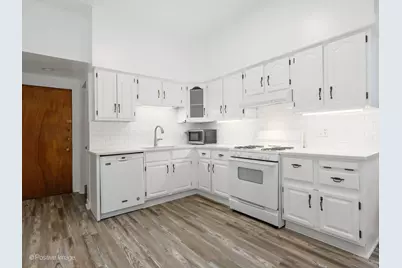 230 W Saint Paul Avenue, Chicago, IL 60614 - Photo 6
