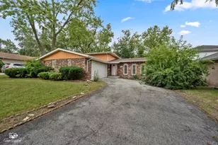 4329 Applewood Ln, Matteson, IL 60443 - Photo 1
