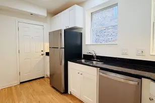 6304 N Claremont Ave, Chicago, IL 60659 - Photo 6