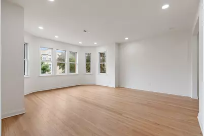 6304 N Claremont Avenue #2, Chicago, IL 60659 - Photo 4