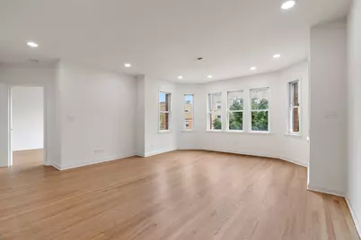 6304 N Claremont Avenue #2, Chicago, IL 60659 - Photo 2
