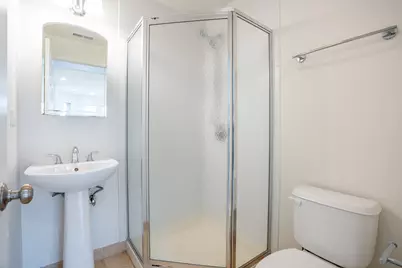 6304 N Claremont Avenue #2, Chicago, IL 60659 - Photo 14