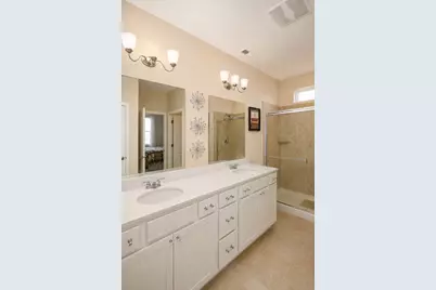 2371 Cannon Drive, Pingree Grove, IL 60140 - Photo 18