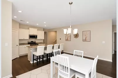 2371 Cannon Drive, Pingree Grove, IL 60140 - Photo 10