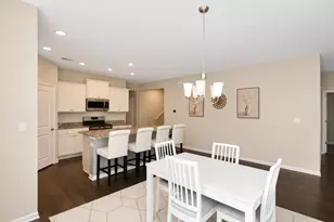 2371 Cannon Dr, Pingree Grove, IL 60140 - Photo 10