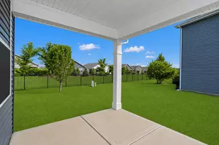 2371 Cannon Dr, Pingree Grove, IL 60140 - Photo 6